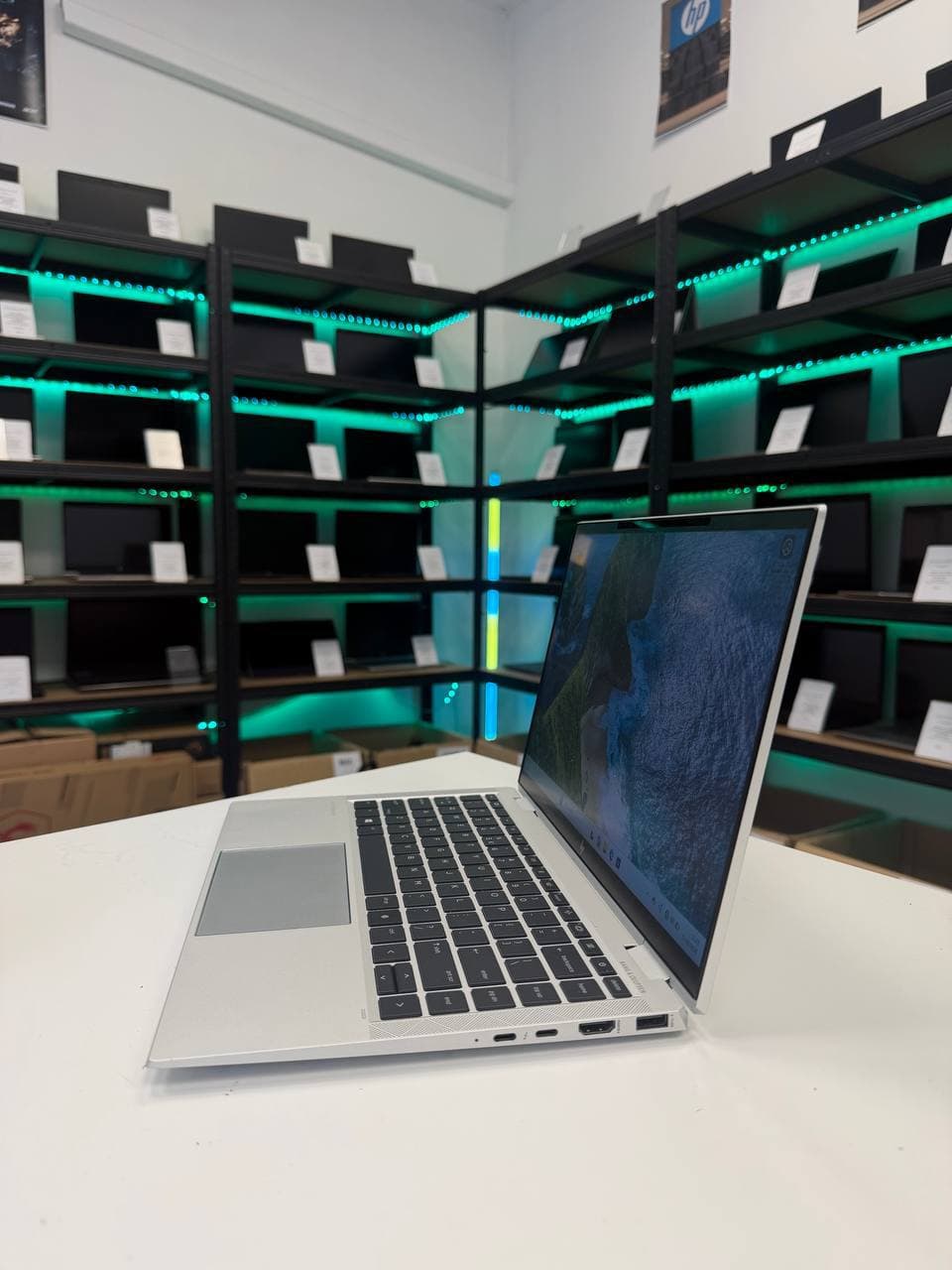HP EliteBook x360 1040 G7 Touch