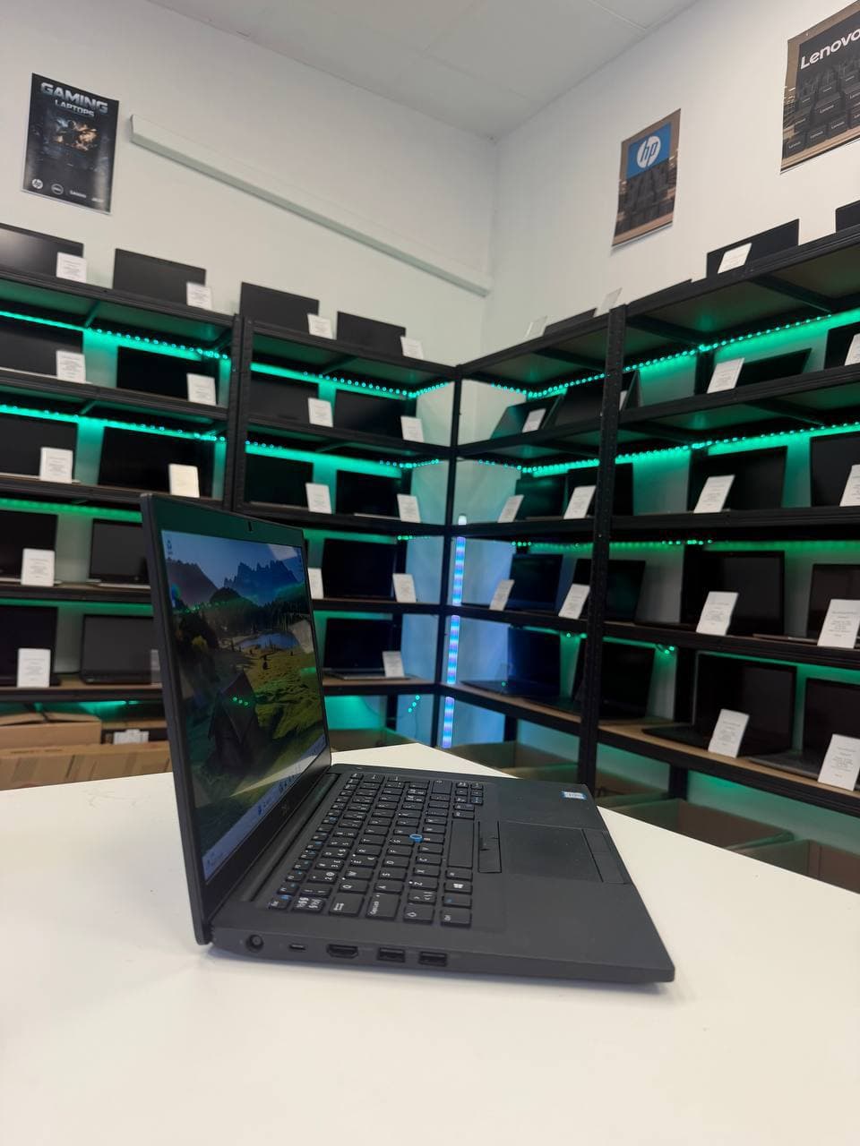 Dell Latitude 7490