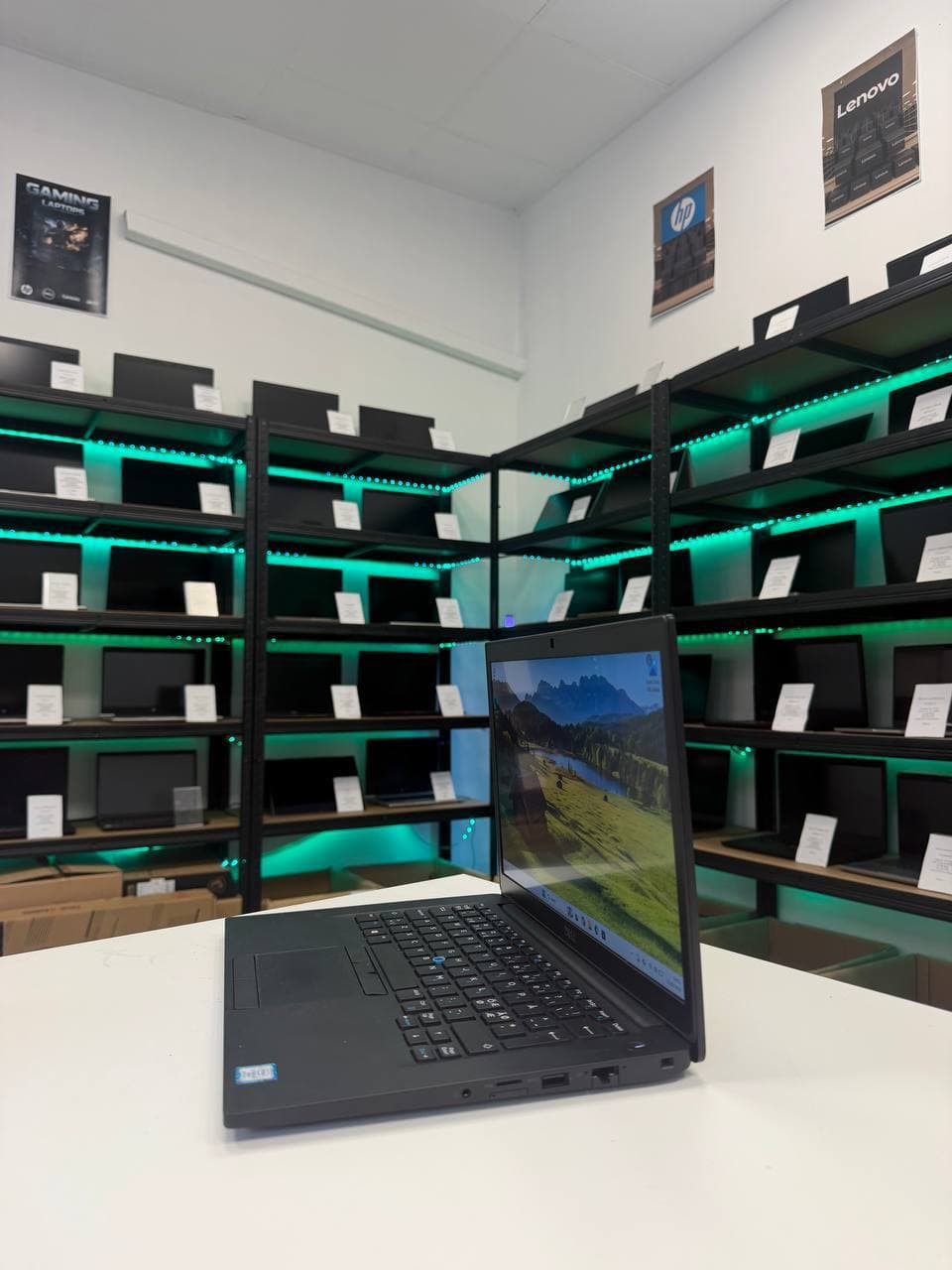 Dell Latitude 7490