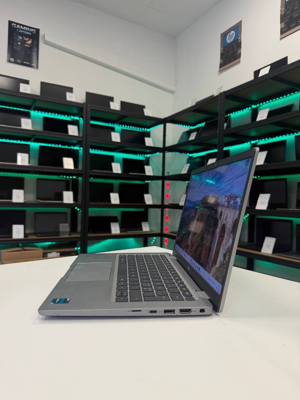 Dell Latitude 7420