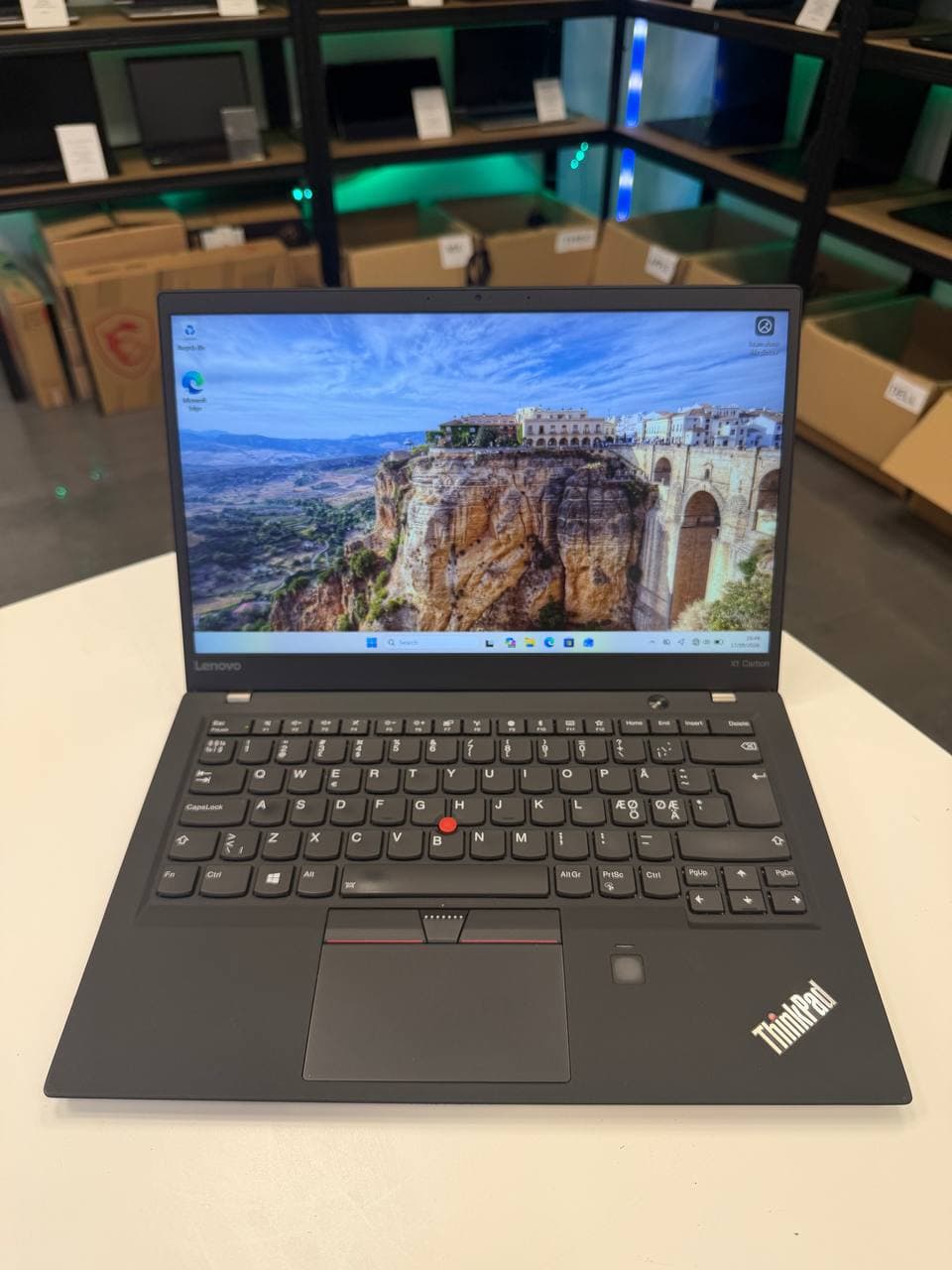 Lenovo V15 G2 ITL
