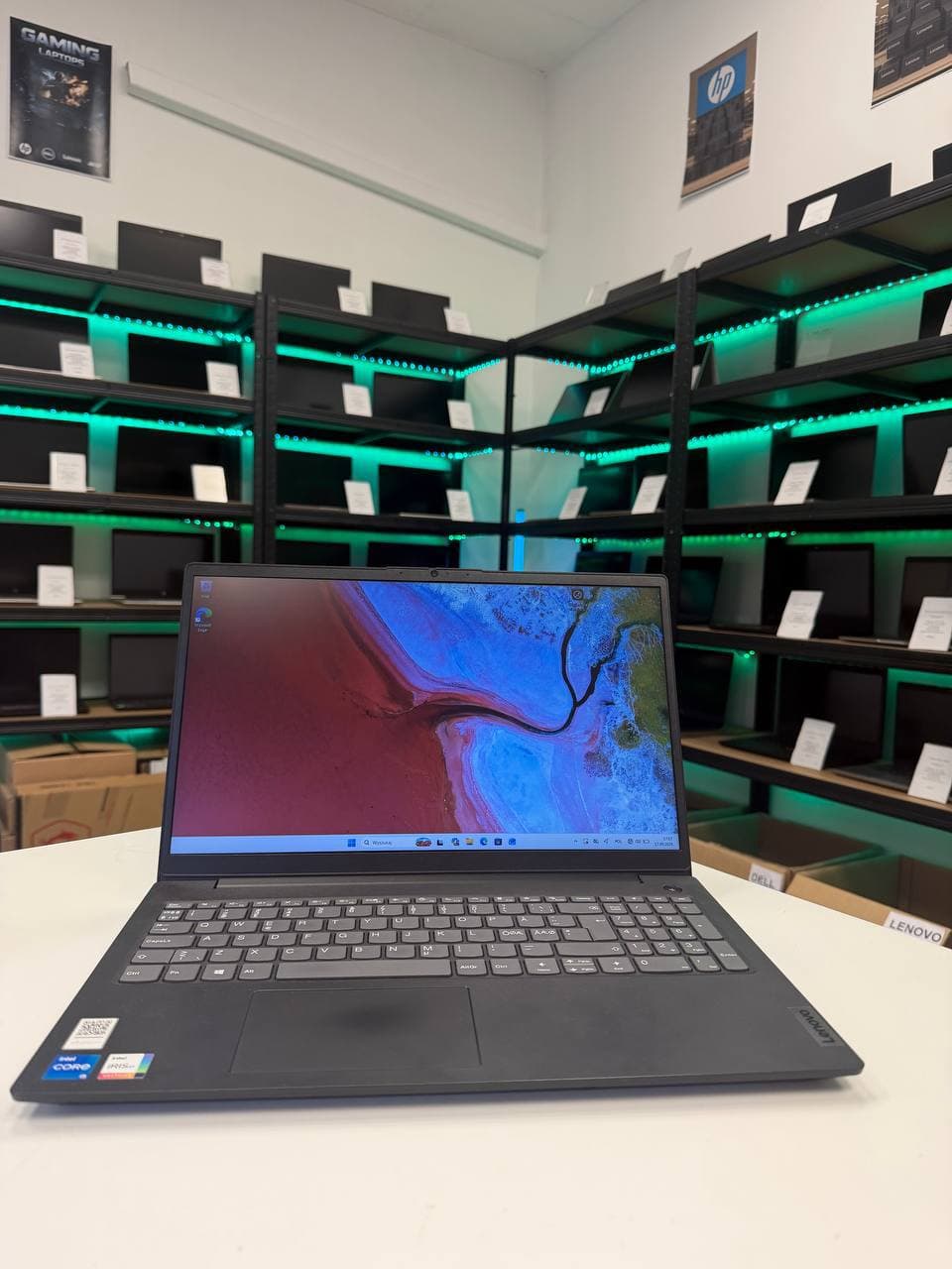 Lenovo V15 G2 ITL