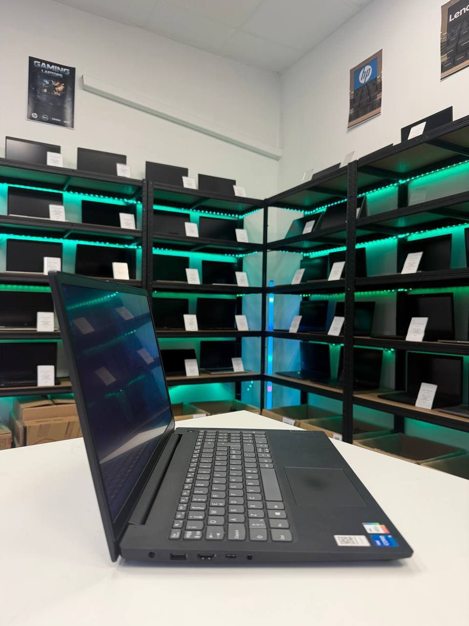 Lenovo V15 G2 ITL