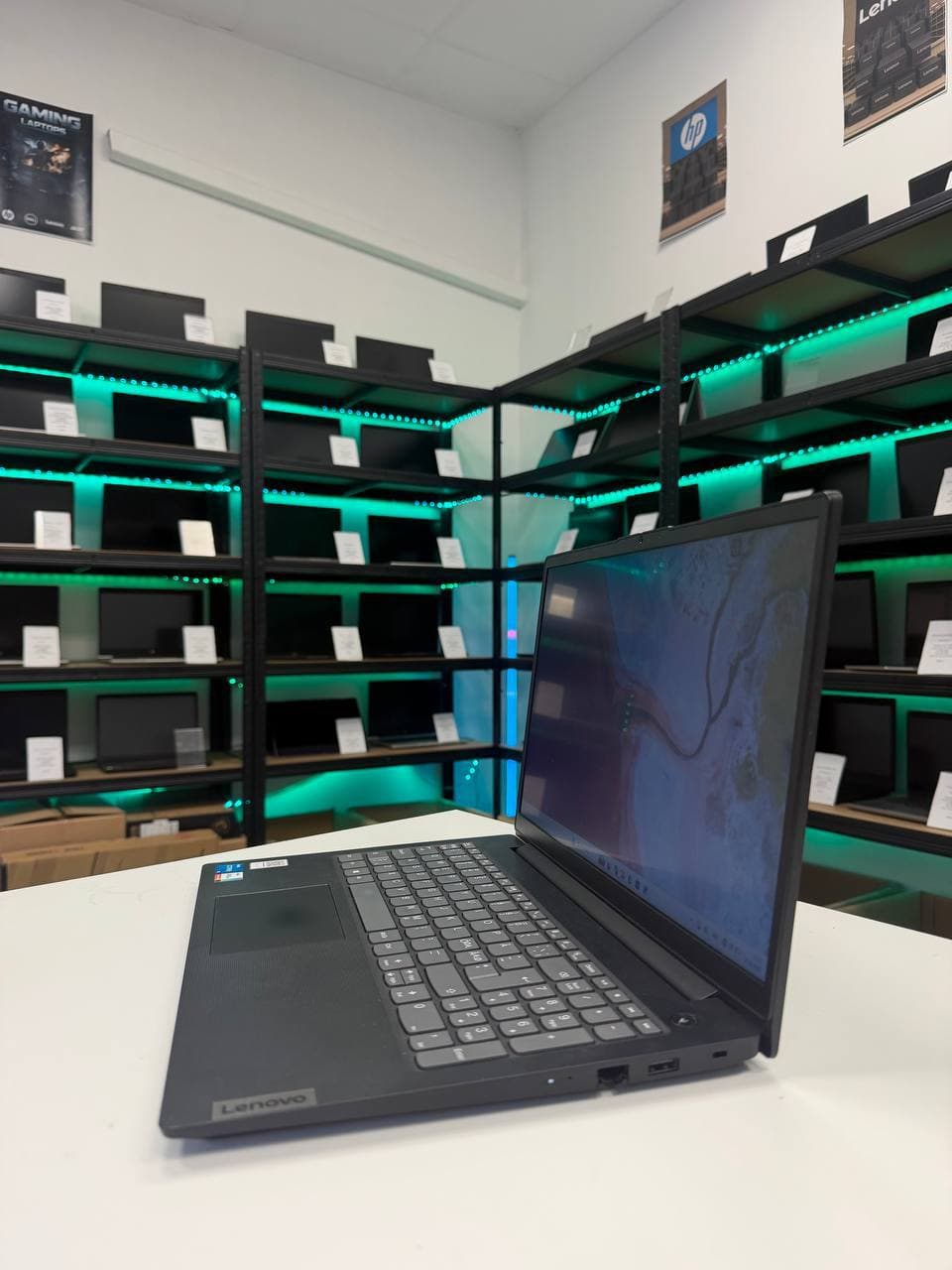 Lenovo V15 G2 ITL